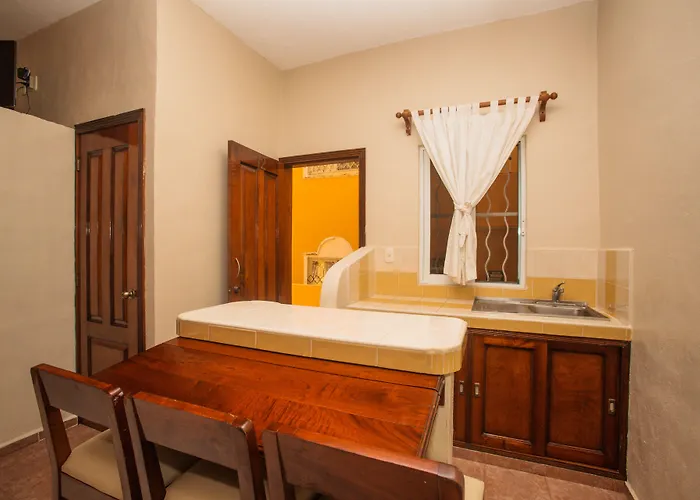 Hotel House 3*
